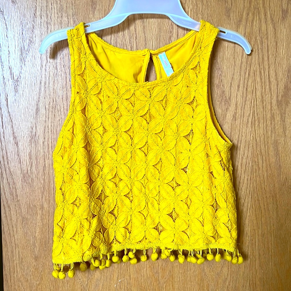Xhilaration Top